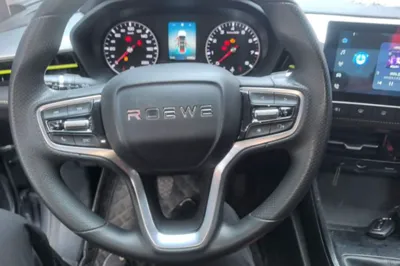 Roewe i5 2021, 26000 км, за 6138 USD - фото 13
