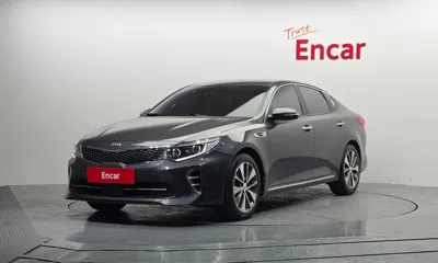 Kia K5 · 2016 год