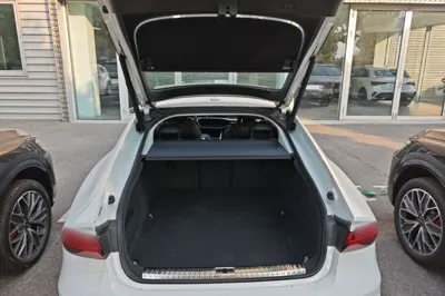 Audi A7 2024, 3300 км, за 82570 USD - фото 22