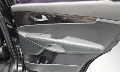 Kia Sorento 2016, 167532 км, за 7548.9 USD - фото 25