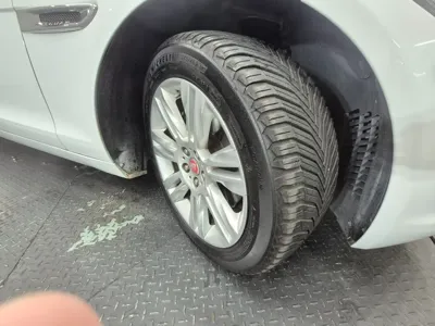 Jaguar XF 2018, 139671 км, за 5907.84 USD