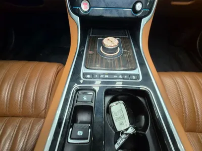 Jaguar XF 2018, 139671 км, за 5863.2 USD - фото 20