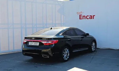 Hyundai Grandeur 2012, 160400 км, за 3222.84 USD