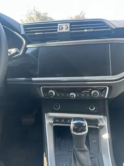 Audi Q3 2025, 1526 км, за 34895.63 USD - фото 9
