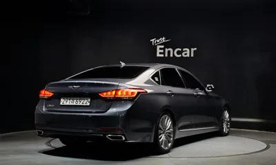 Hyundai Genesis 2016, 160500 км, за 6502.89 USD