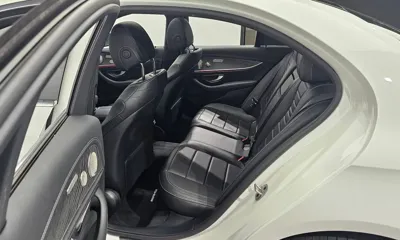 Mercedes-Benz E-Class 2021, 51056 км, за 25928.84 USD - фото 11
