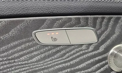 Mercedes-Benz E-Class 2021, 51056 км, за 25928.84 USD - фото 19