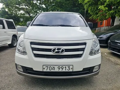 Hyundai Starex · 2016 год