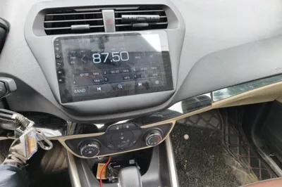 Ford Escort 2017, 68000 км, за 5838 USD - фото 12