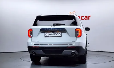 Ford Explorer 2020, 106907 км, за 13456.41 USD