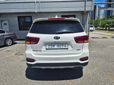 Kia Sorento 2018, 102018 км, за 11655.92 USD