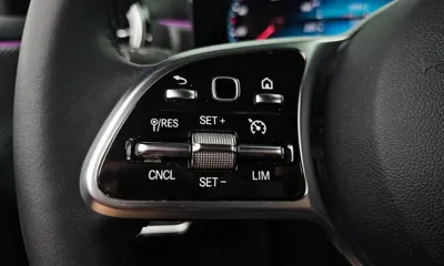 Mercedes-Benz A-Class 2021, 25993 км, за 16865.27 USD - фото 19