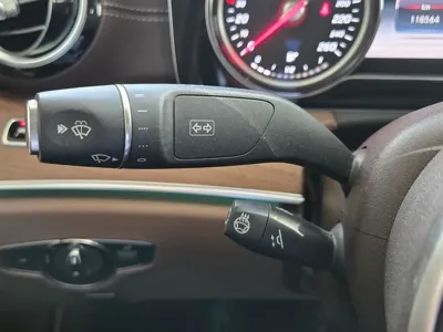 Mercedes-Benz E-Class 2019, 118563 км, за 14945.06 USD - фото 33