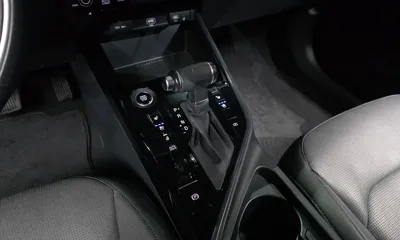 Kia Niro 2022, 32108 км, за 17246.18 USD - фото 9