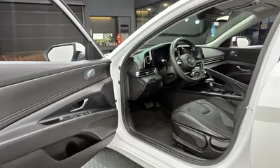 Hyundai Avante 2021, 83909 км, за 9849.29 USD - фото 11
