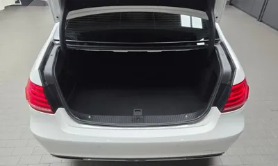 Mercedes-Benz E-Class 2014, 121697 км, за 6446.57 USD - фото 20