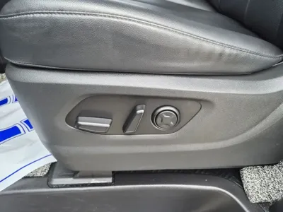 Hyundai Staria 2023, 82000 км, за 15622.95 USD - фото 11