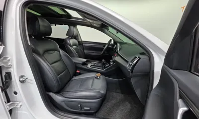 Hyundai Grandeur 2018, 153643 км, за 7619.55 USD - фото 10