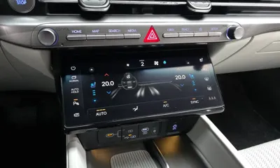 Hyundai Grandeur 2023, 46408 км, за 21127.21 USD - фото 31