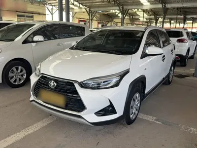 Toyota Yaris L 2021, 37400 км, за 7392.71 USD - фото 23