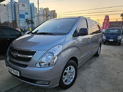 Hyundai Starex 2011, 186000 км, за 3369.67 USD