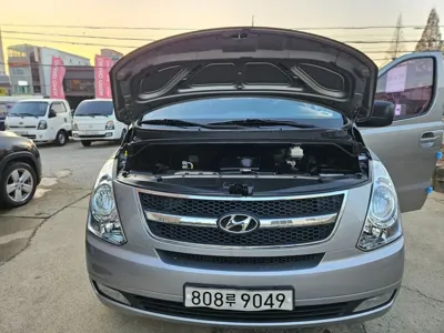 Hyundai Starex 2011, 186000 км, за 3369.67 USD - фото 14