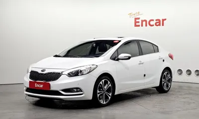 Kia K3 · 2015 год