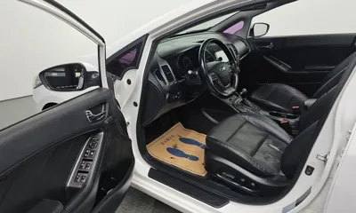 Kia K3 2015, 161314 км, за 3766.1 USD - фото 10