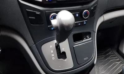 Hyundai Starex 2017, 148675 км, за 6953.64 USD - фото 9