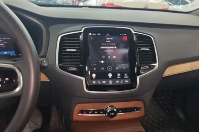 Volvo XC90 2023, 33300 км, за 42507 USD - фото 20