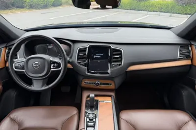 Volvo XC90 2023, 33300 км, за 42507 USD - фото 30