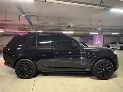 Land Rover Range Rover 2025, 2500 км, за 169138.84 USD
