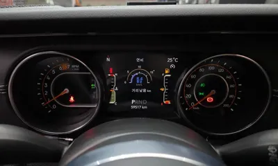 Jeep Wrangler 2021, 59517 км, за 23959.56 USD - фото 8
