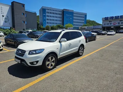 Hyundai Santafe 2012, 129367 км, за 3610.35 USD