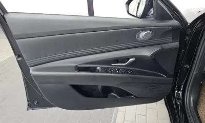 Hyundai Avante 2024, 33002 км, за 15536.63 USD - фото 24