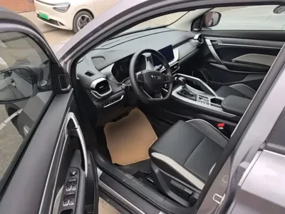 Geely Binyue 2020, 58600 км, за 6194.7 USD - фото 12