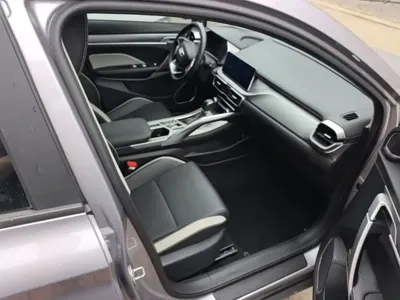 Geely Binyue 2020, 58600 км, за 6194.7 USD - фото 20