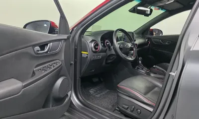 Hyundai Kona 2019, 58033 км, за 11225.16 USD - фото 12