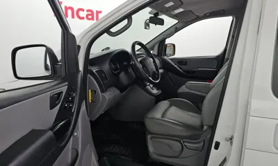 Hyundai Starex 2020, 111665 км, за 9055.38 USD - фото 10