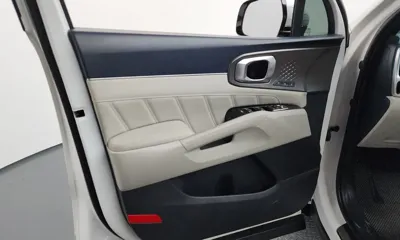 Kia Sorento 2023, 39142 км, за 22252.86 USD - фото 24