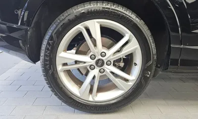 Audi Q3 2023, 48951 км, за 35097.99 USD