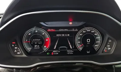 Audi Q3 2023, 48951 км, за 35097.99 USD - фото 8