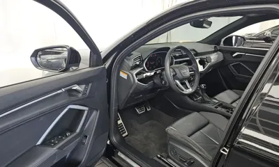 Audi Q3 2023, 48951 км, за 35097.99 USD - фото 10