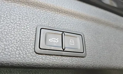 Audi Q3 2023, 48951 км, за 35097.99 USD - фото 27