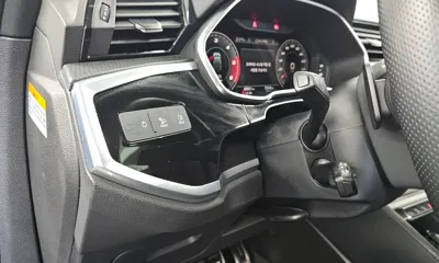 Audi Q3 2023, 48951 км, за 35097.99 USD - фото 31