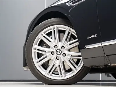 Bentley Flying Spur 2021, 39000 км, за 260147.99 USD