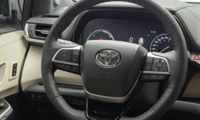 Toyota Sienna 2023, 49957 км, за 34790.6 USD - фото 12