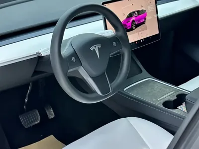 Tesla Model Y 2022, 53000 км, за 21986.31 USD - фото 6