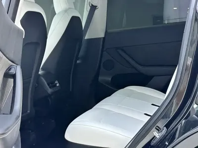 Tesla Model Y 2022, 53000 км, за 21986.31 USD - фото 8