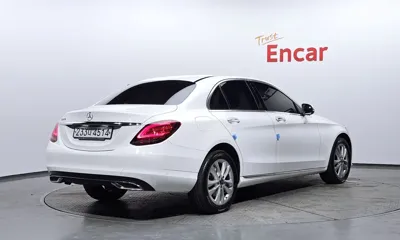 Mercedes-Benz C-Class 2020, 125130 км, за 11826.89 USD